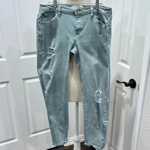Altars State Thrill Chinois distressed jeans high waist - Picture 7 of 8